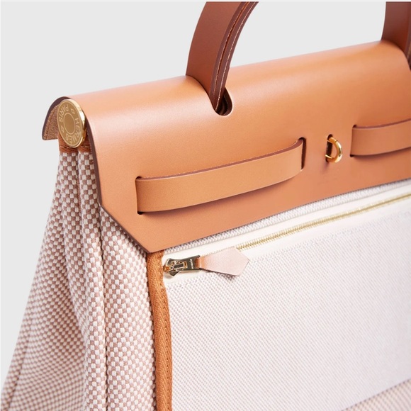 Hermes - Picture 3 of 6